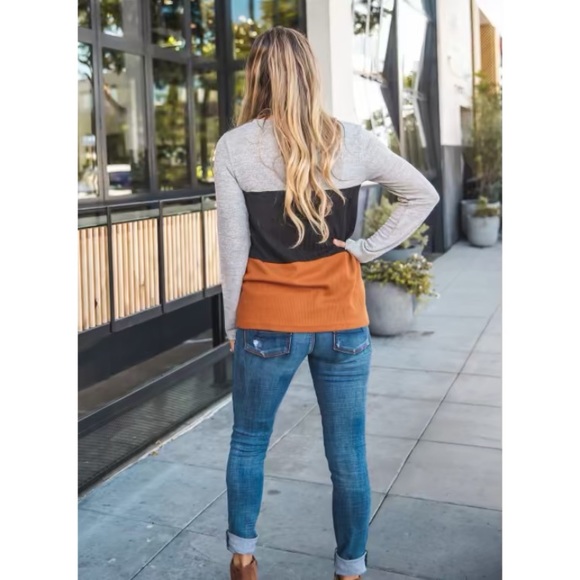 Women’s L/S Fall Colorblock Tee - Picture 5 of 5